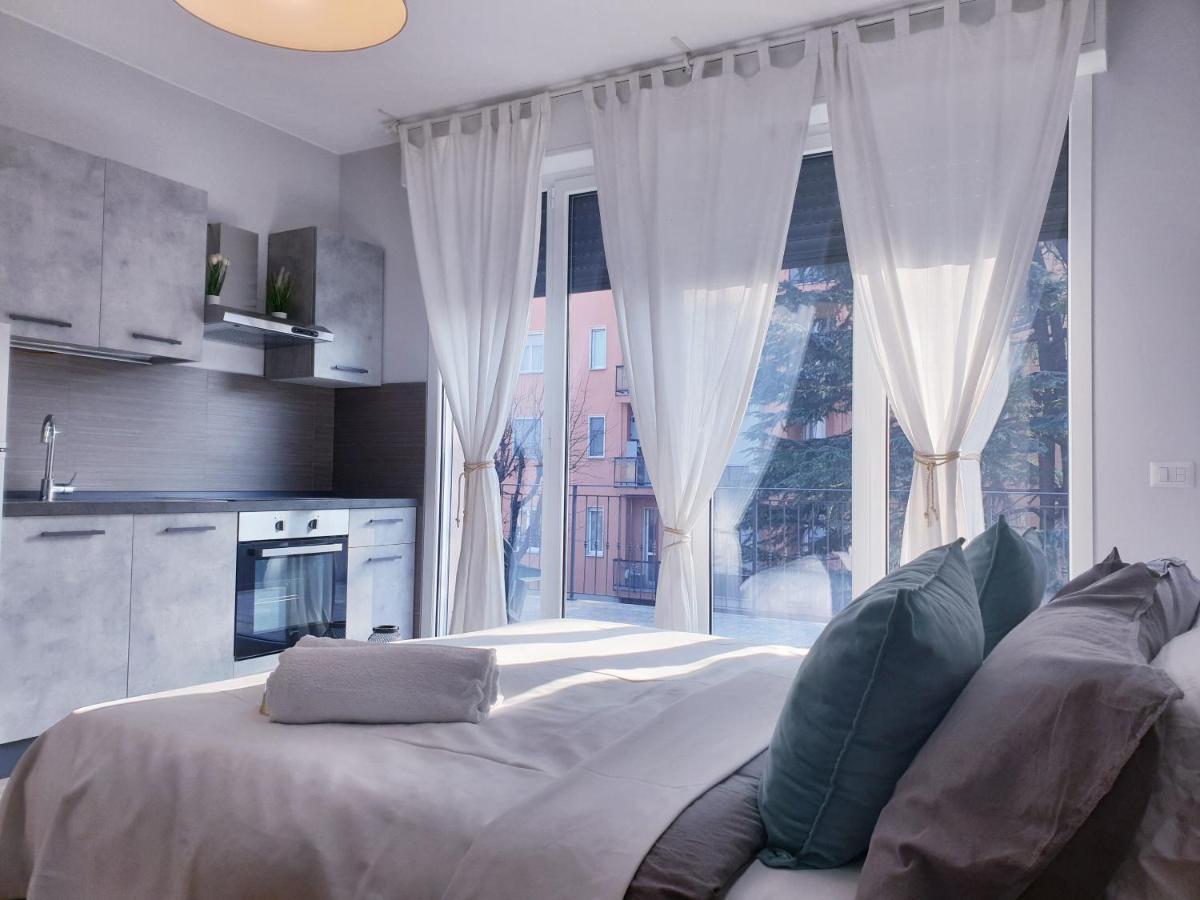 Michelangelo Apartments Кормано Екстериор снимка