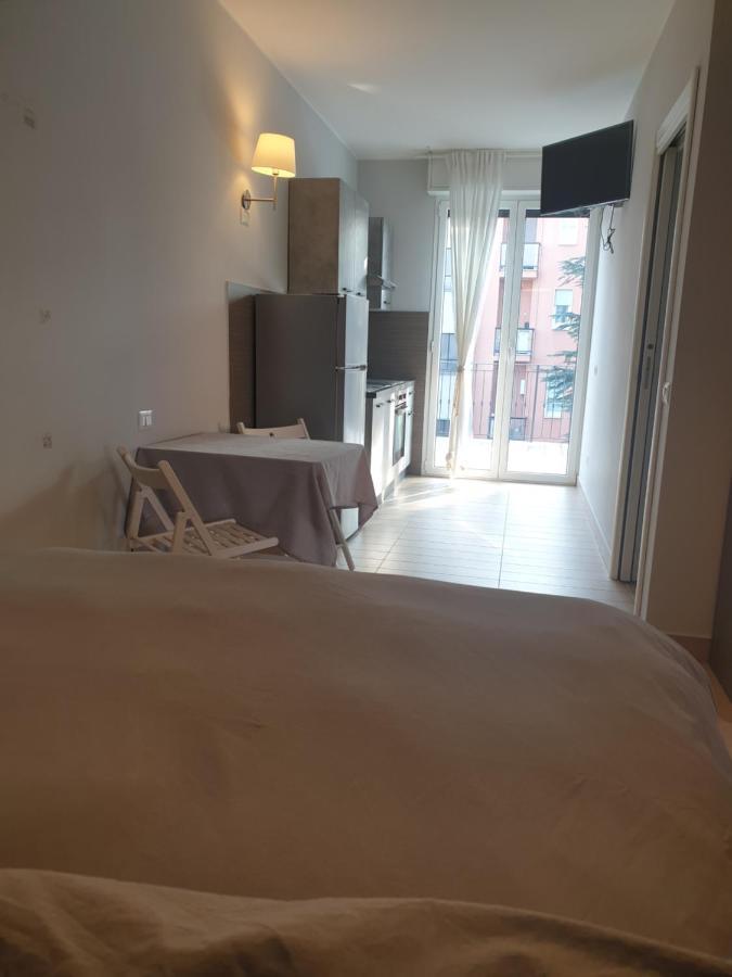 Michelangelo Apartments Кормано Екстериор снимка